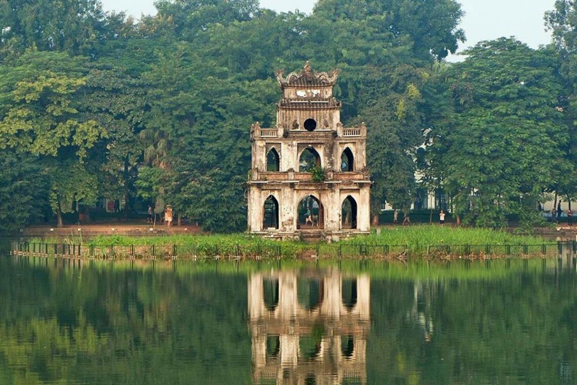 Asien Vietnam Hanoi Schlangenturm