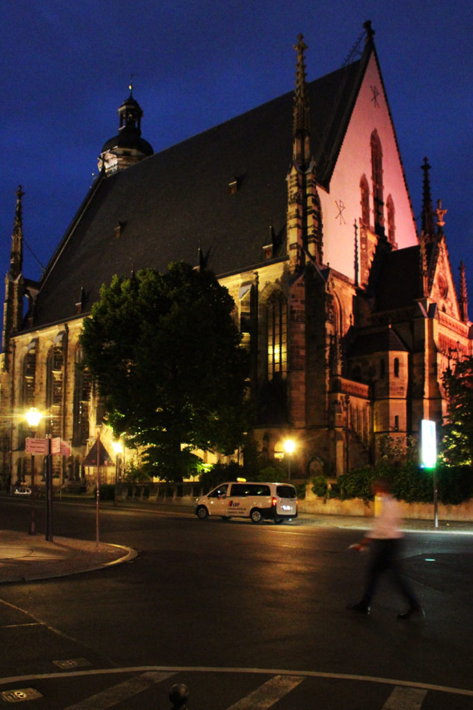 Thomaskriche am Abend