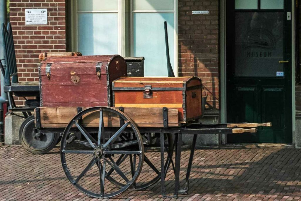 gepäckstücke nostalgisch