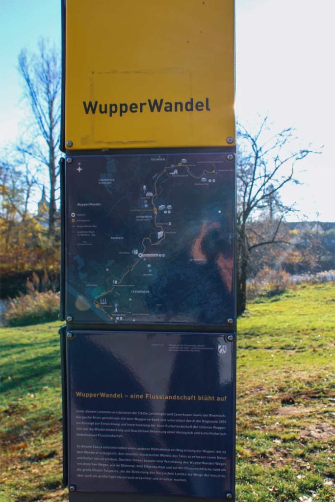 Schild zur Wuppergeschichte