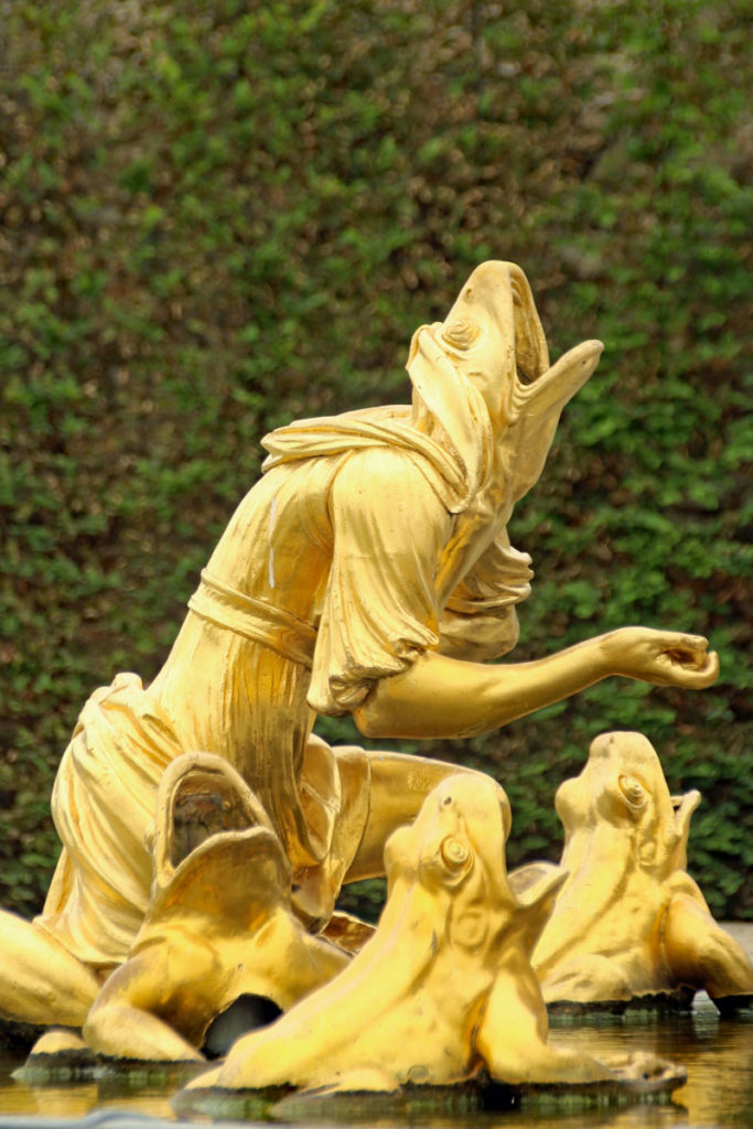 Figur Latona Brunnen Versaille