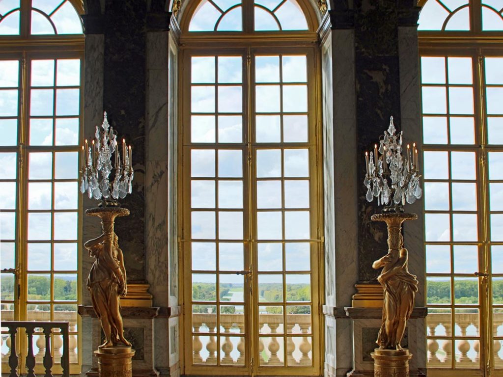 Fensterfront im Spiegelsaal