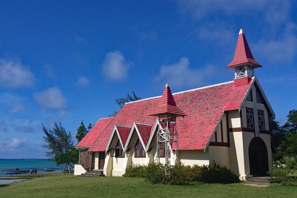 Notre Dame Auxiliare Cap Malheureux