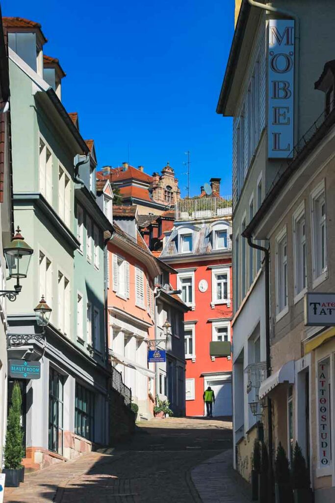 Aufgang zum Schlossberg