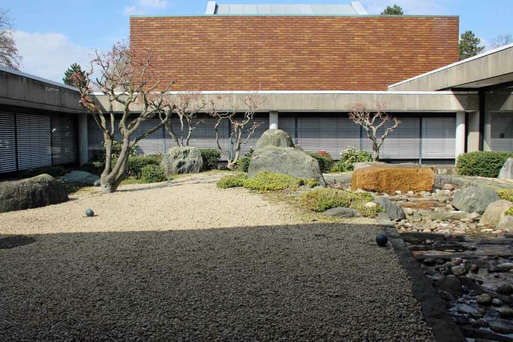 Garten im Museum fuer ostasiatische Kunst Köln