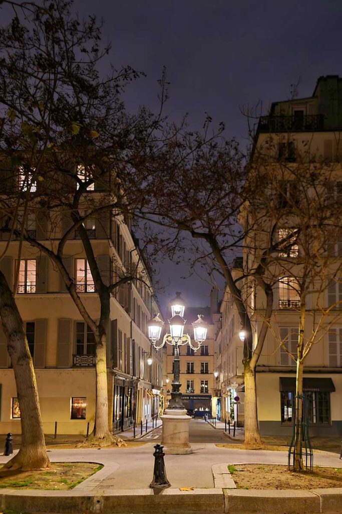 Place Fürstenberg bei Nacht