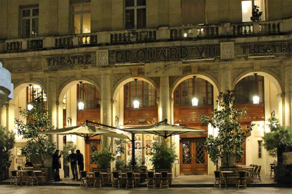 Theater an der Place Edouard VU