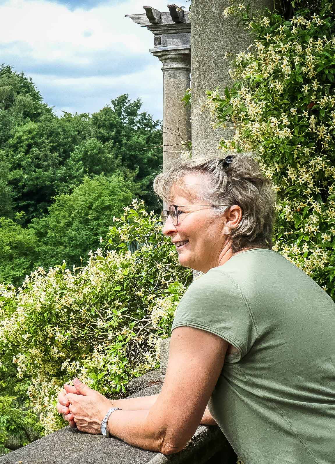 Christiane im Hill and Pergola Garden