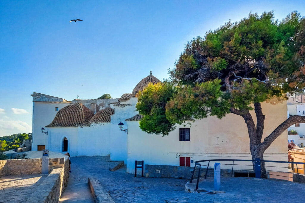 Kirche in der Dalt Vila Eivissa