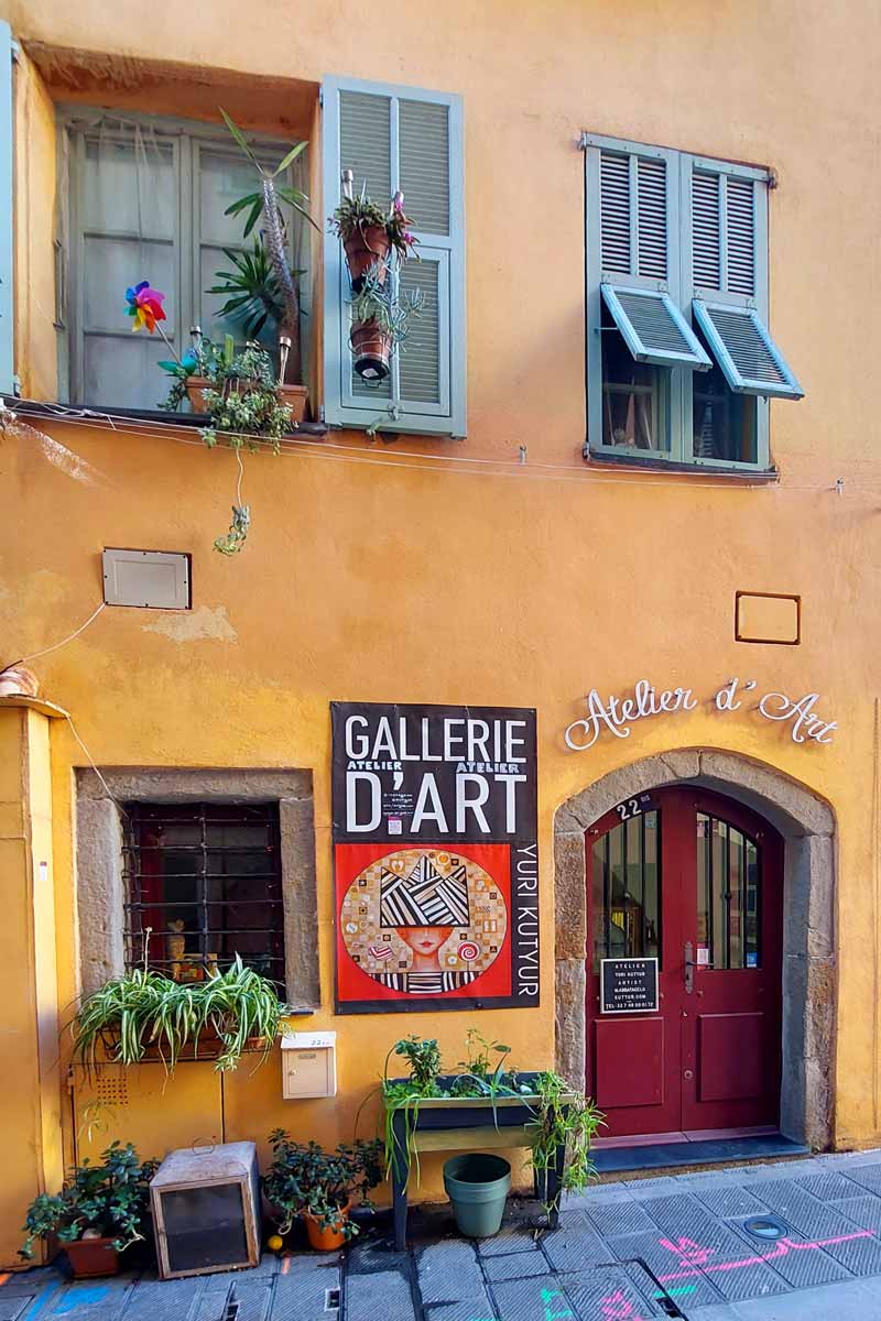Galerie in der Rue Longue