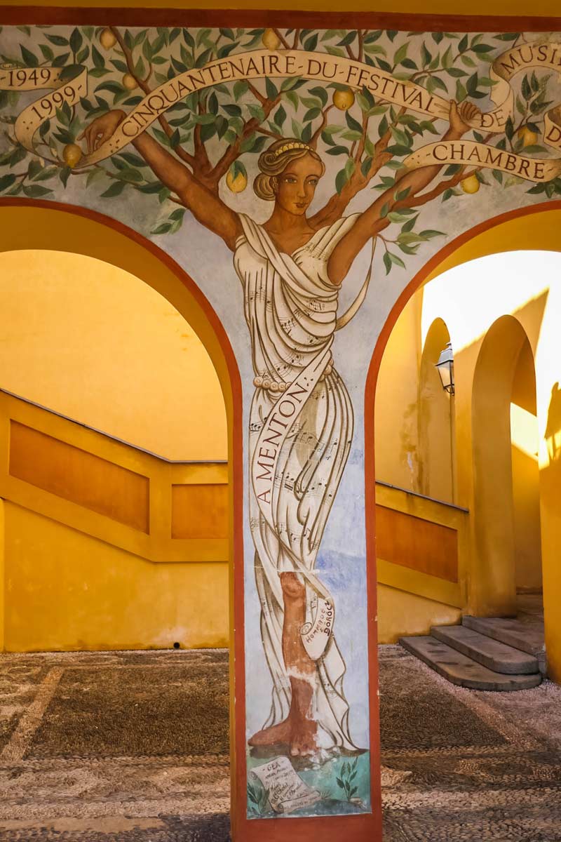 Treppenaufgang in der Altstadt von meton