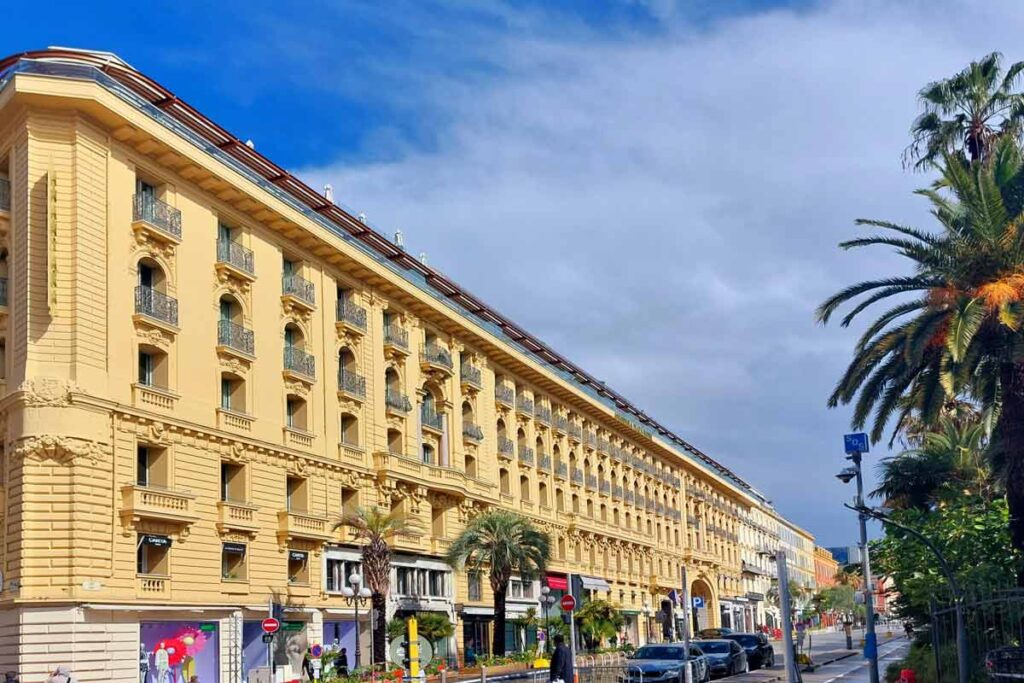 Fassade Anantara Nizza