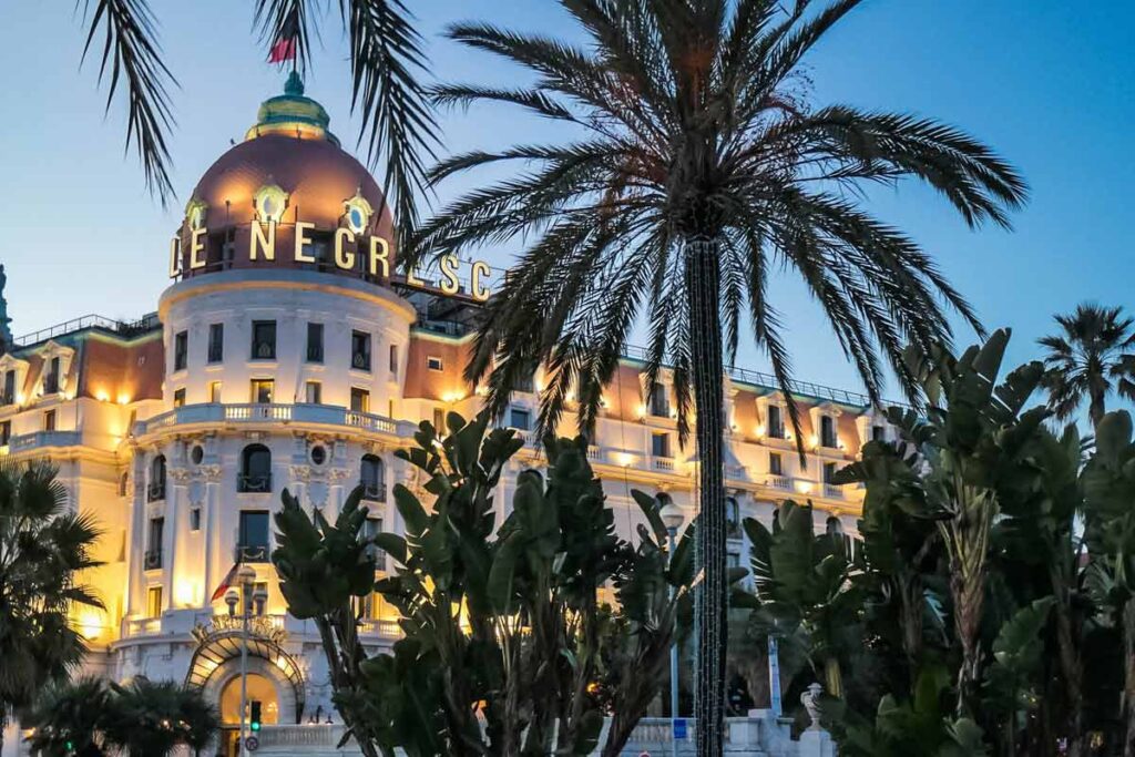 Negresco am Abend