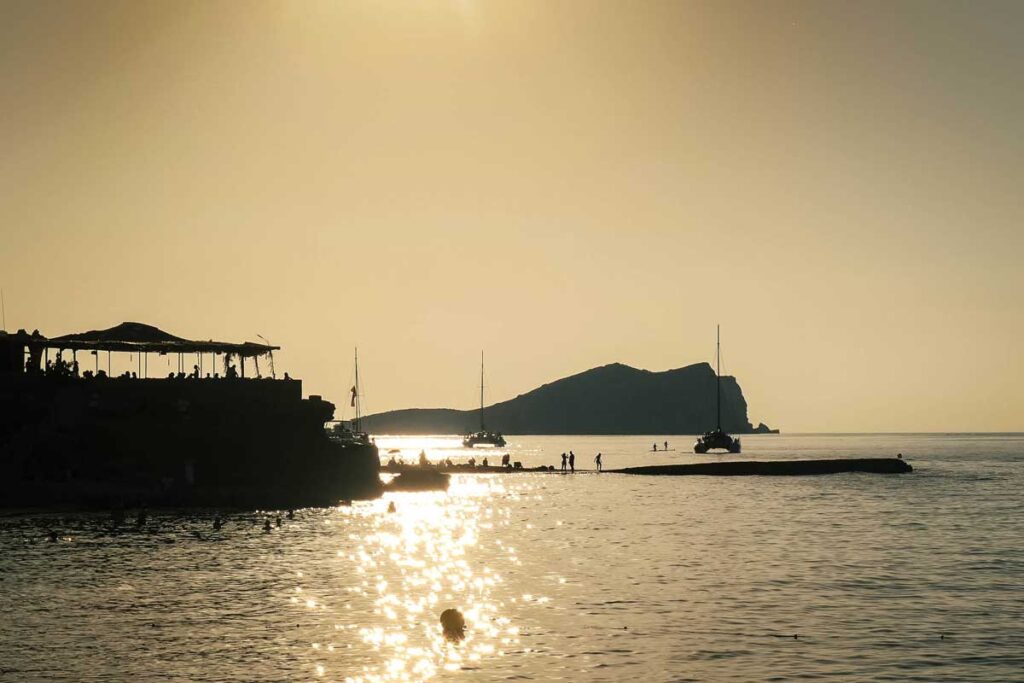 cala Comte im Sonneuntergang