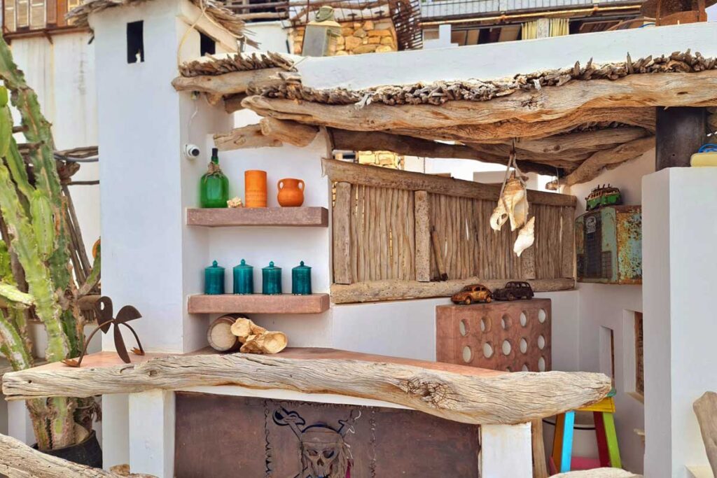 BAr Mungas Guesthouse