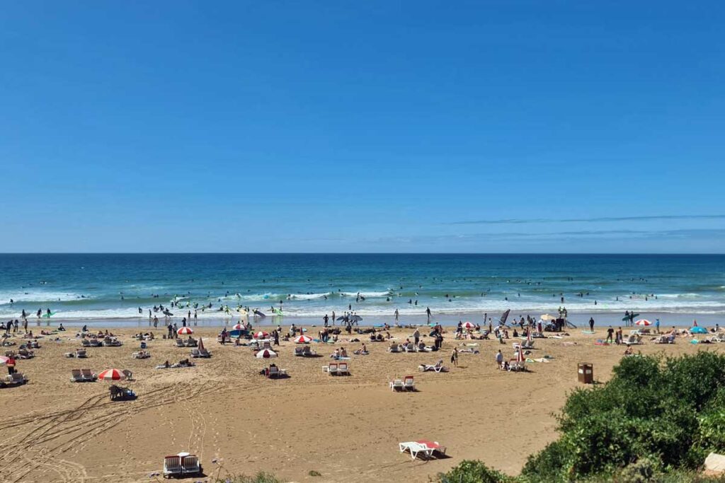 voller Strand in Taghazout