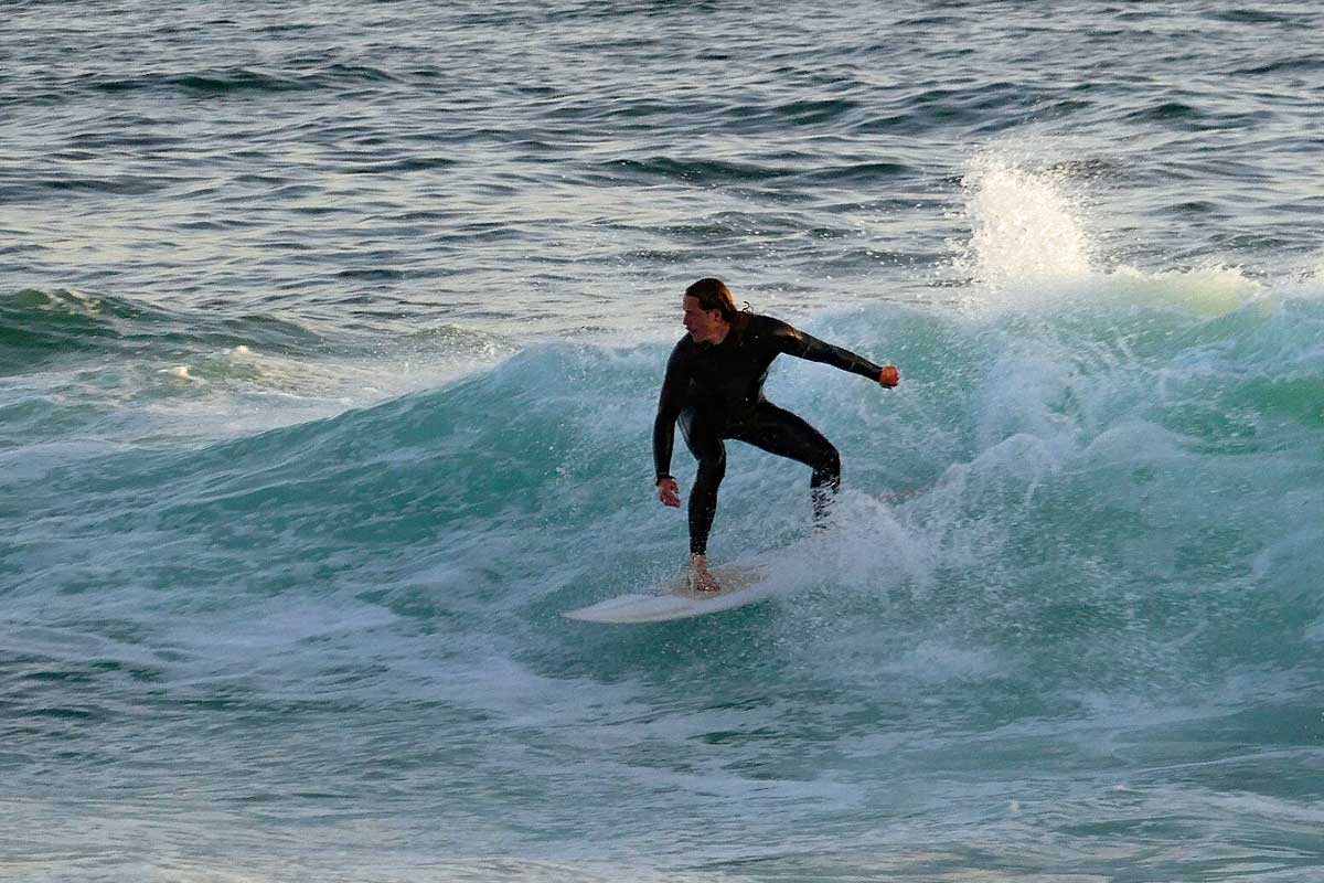 Surfer am Anchor Point